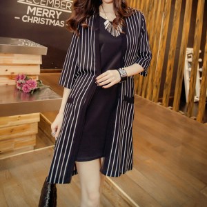 vertical-stripes-of-plus-size
