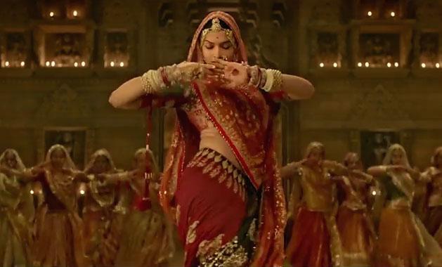 Deepika-Padukone Ghoomar-song_1